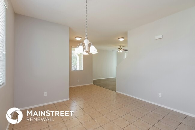 Building Photo - 3806 S 54th Glen
