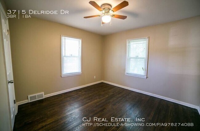 Building Photo - 3715 S Delridge Rd