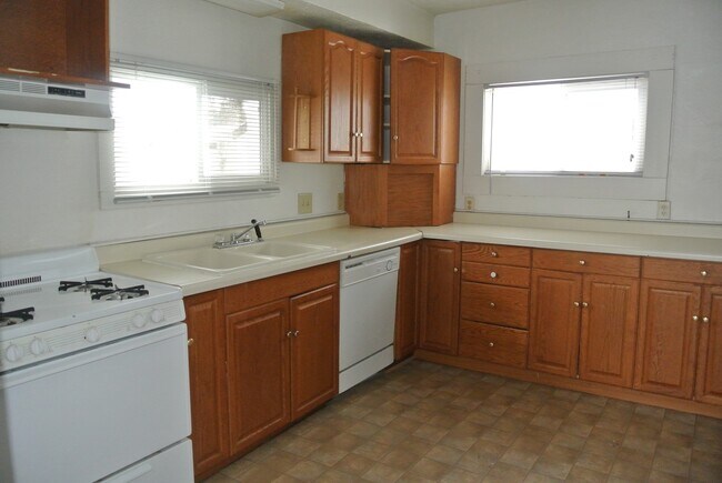 Foto del edificio - 616 14th St SE