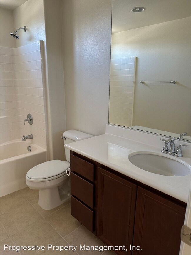 Building Photo - 3 br, 3.5 bath House - 249 Tiger Ln