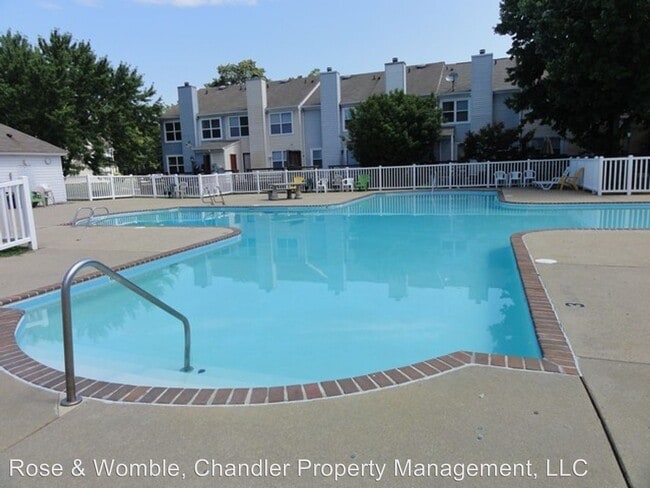 Building Photo - 2 br, 1.5 bath House - 1111 Palmerton Drive