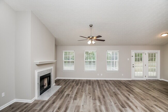 Building Photo - 372 Red Maple Way