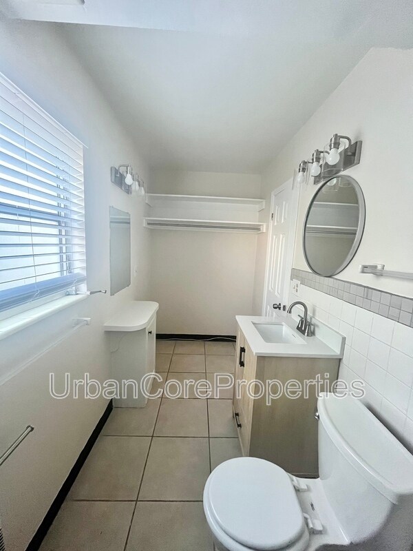 Foto del edificio - 105 7th Ave N