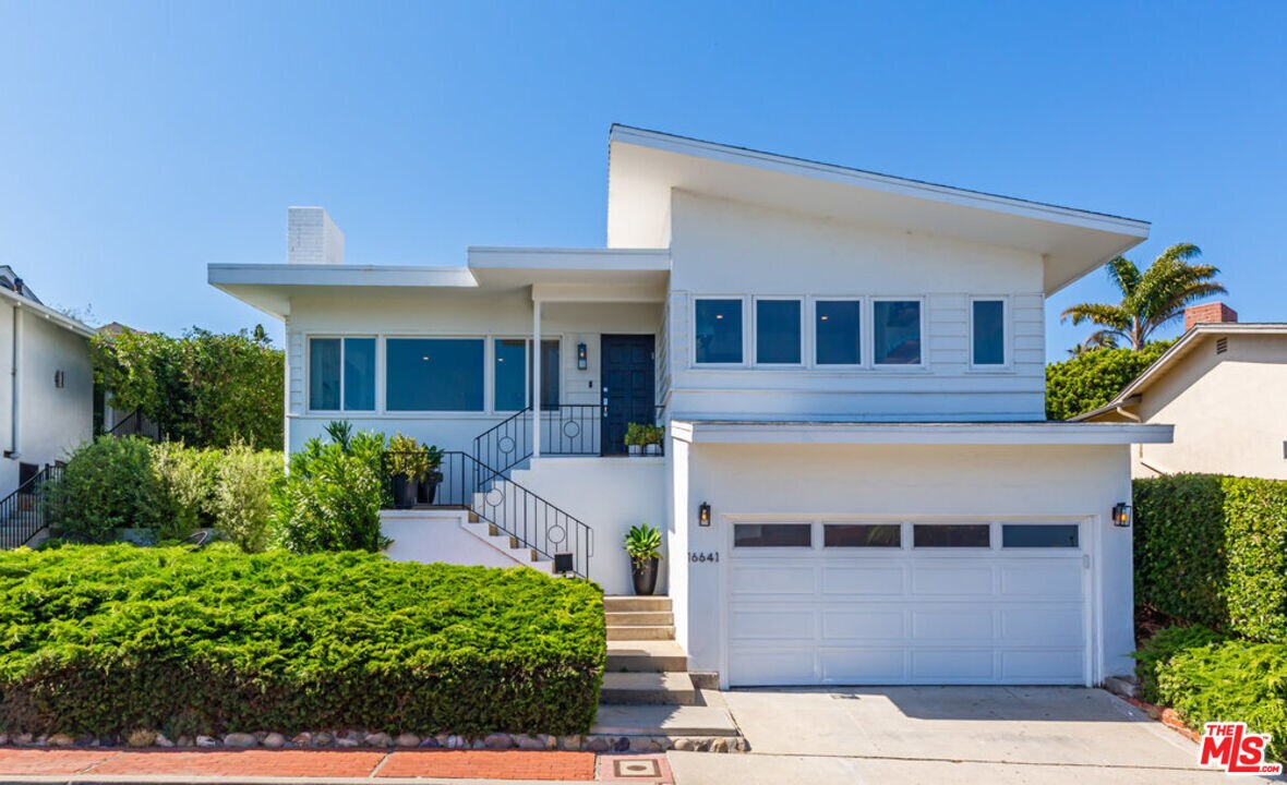 Primary Photo - 16641 Linda Terrace