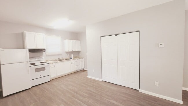 Foto del edificio - 2102 Adams Ave