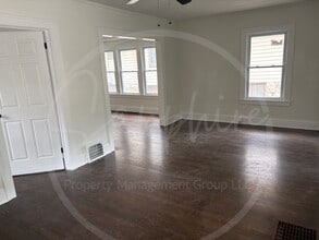 Building Photo - 1508 E 49th Terrace