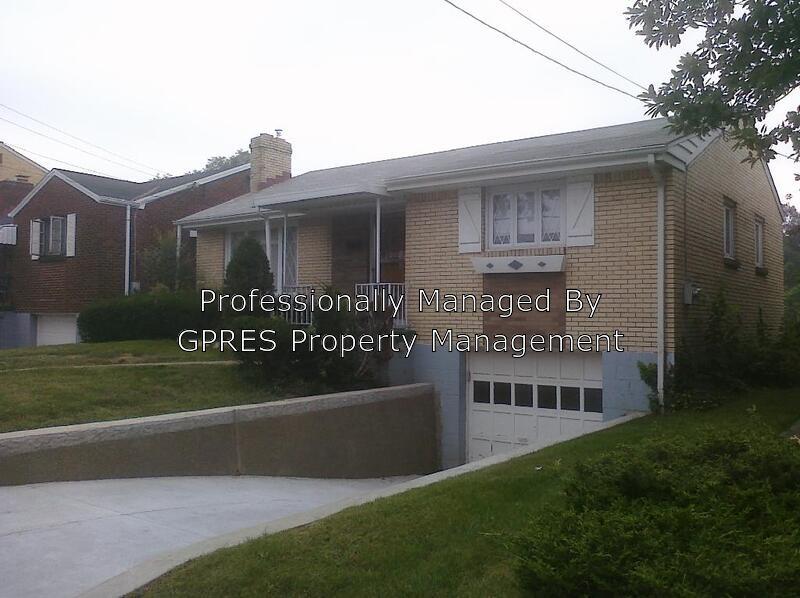 Primary Photo - 5566 McCandless Ave