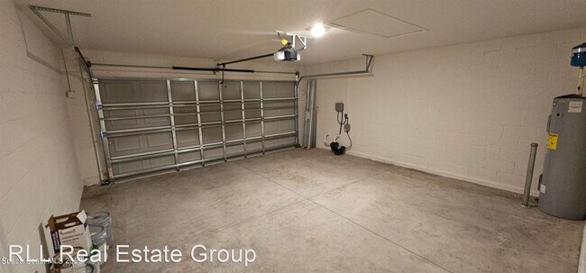 Foto del edificio - 4 br, 2 bath House - 740 Alminar Ave SE
