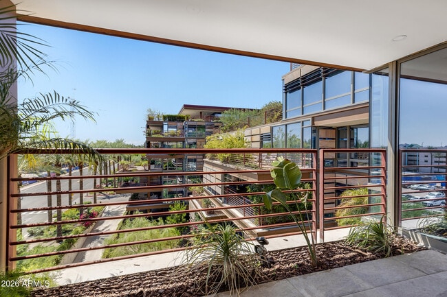 Foto del edificio - 7157 E Rancho Vista Dr