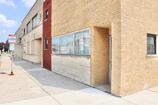 Building Photo - 6646 26th St