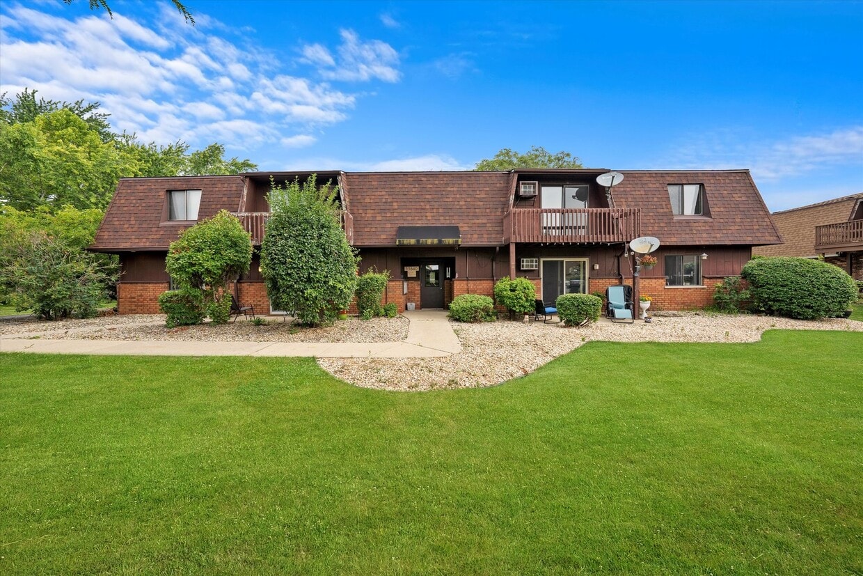 11640 Blackhawk Ct Unit 6, Mokena, IL 60448 Condo for Rent in Mokena