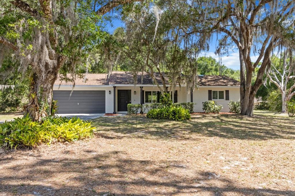 Primary Photo - 1255 S Estate Point