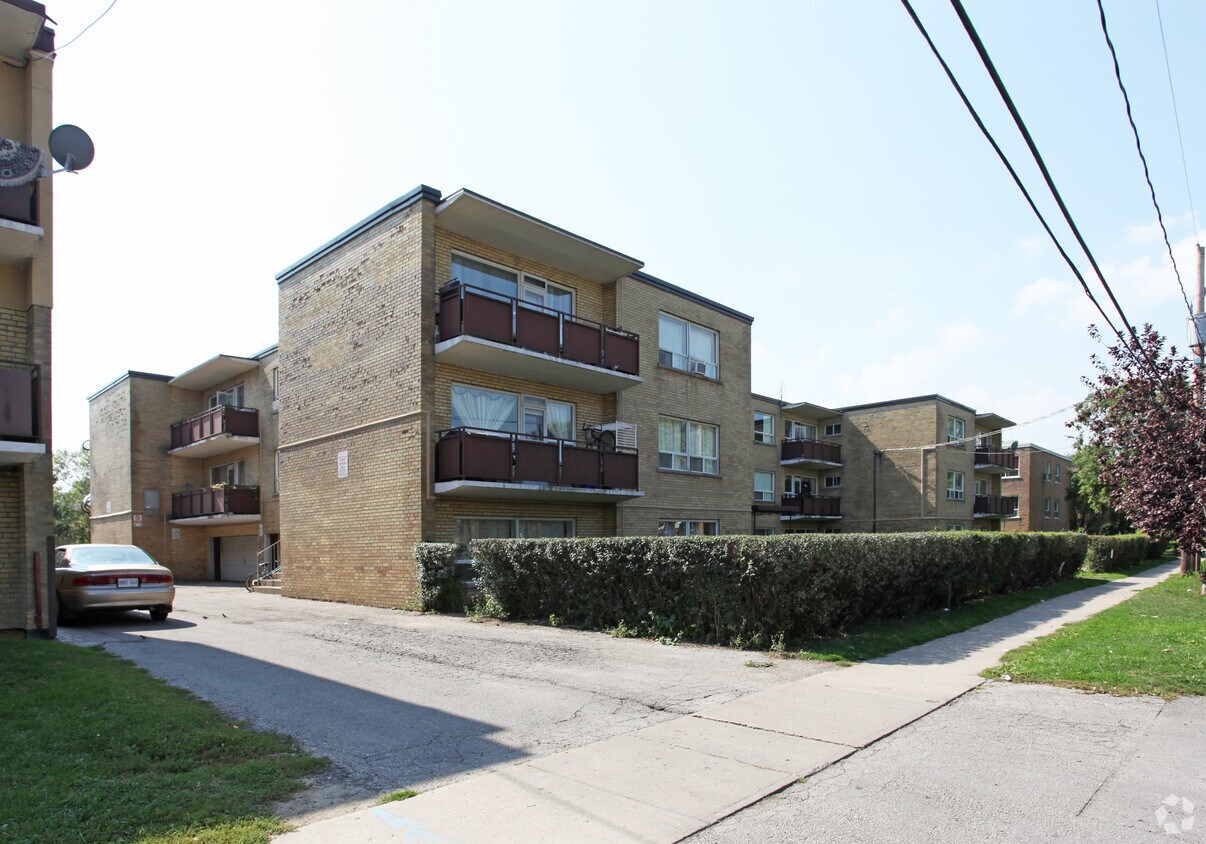 Building Photo - 47 Wasdale Cres