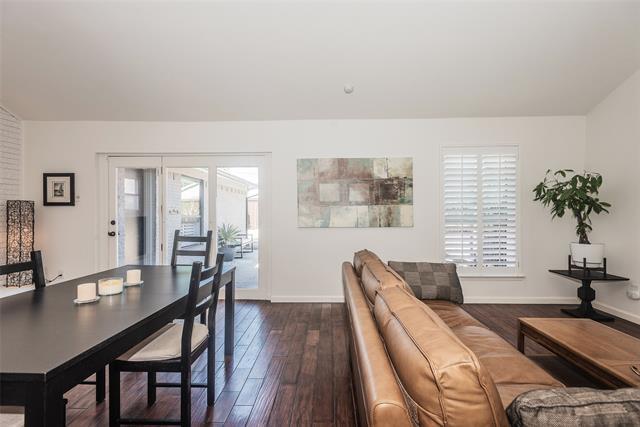 Foto del edificio - 3141 Palmdale Cir