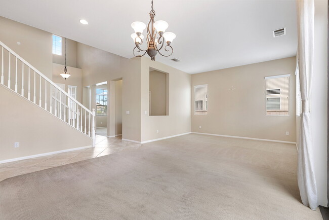 Building Photo - 33822 Temecula Creek Rd
