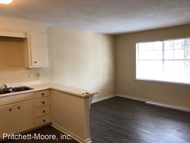 Building Photo - 2 br, 1 bath Apartment - 2701 37th Street