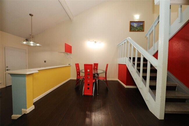 Building Photo - 12604 Newbrook Dr