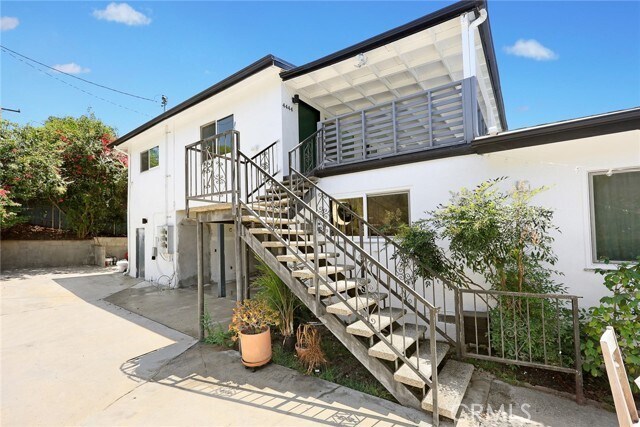 Foto del edificio - 4444 Rosebank Dr