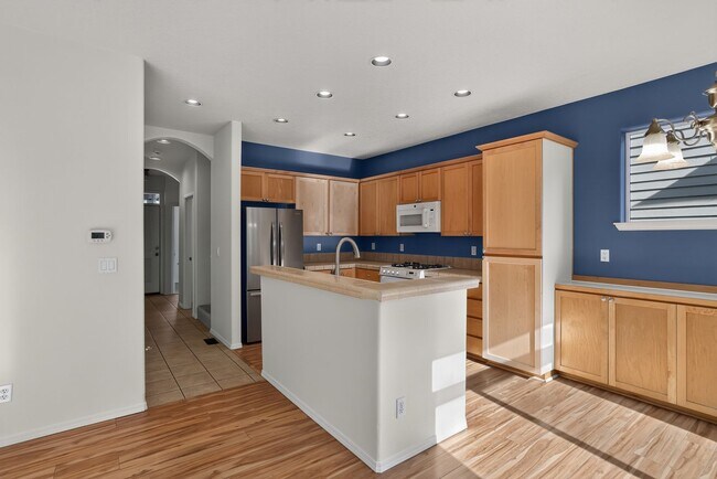 Foto del edificio - 472 NE 60th Ave