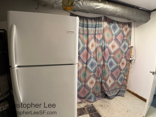 Foto del edificio - 2450 Ardee Ln