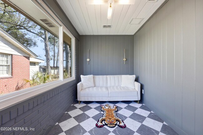 Foto del edificio - 813 Old Hickory Rd