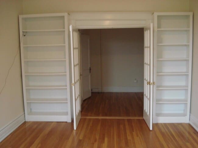 Foto del edificio - 384 Riverway