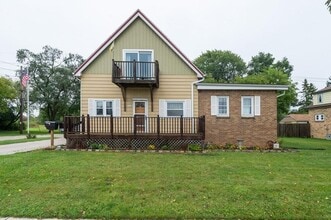 Building Photo - 5102 S Nicholson Ave Building Photo - 5102 S Nicholson Ave