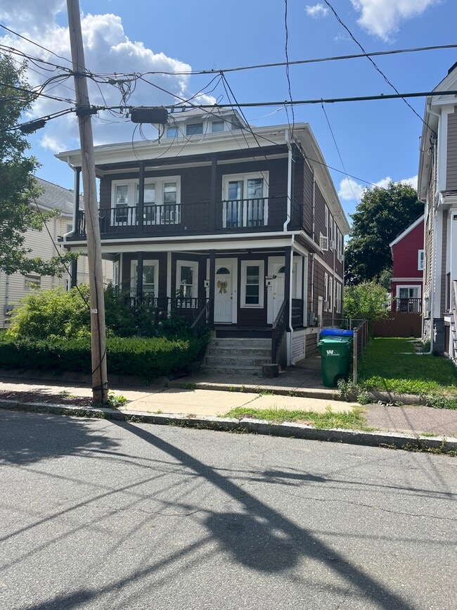 Building Photo - 66 Almont St