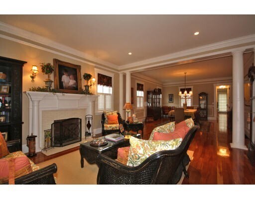 Foto del edificio - 176 Waltham St
