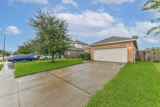 Building Photo - 3107 Braepark Ct