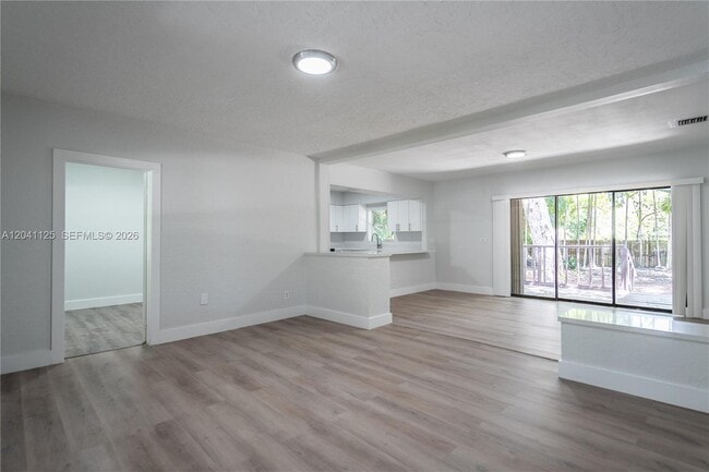 Building Photo - 1691 NE 143rd St