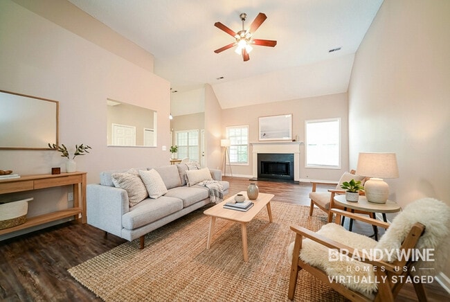 Building Photo - 6366 Wellesley Dr