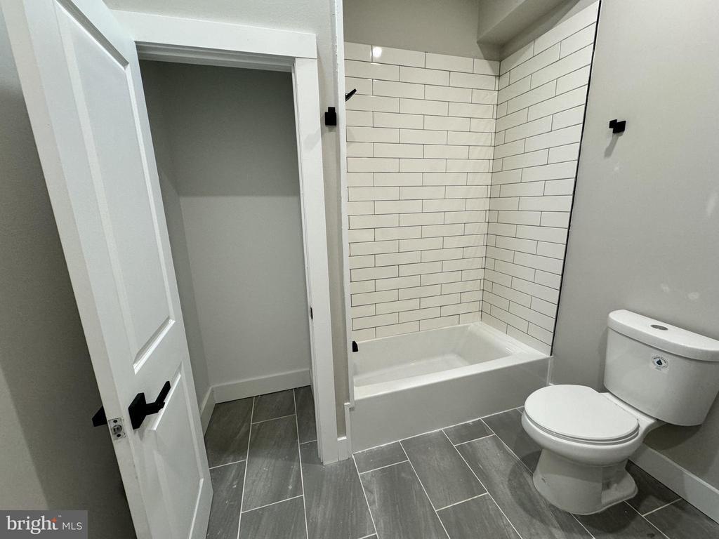 Foto principal - 2535-37 S 13th St