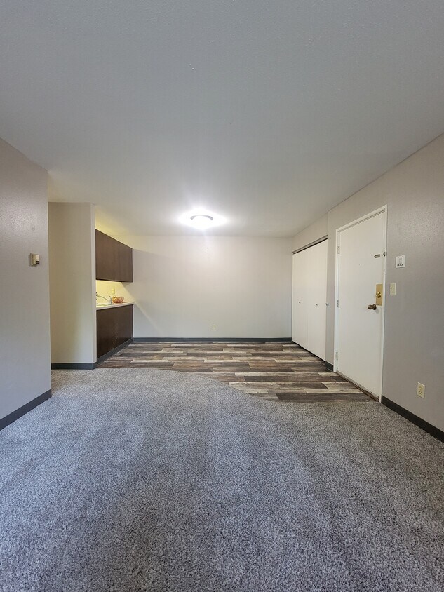 1627 7th St N Unit 15, Wahpeton, ND 58075 Apartments in Wahpeton, ND