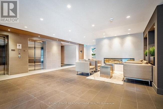 Building Photo - 1105 Leger Wy