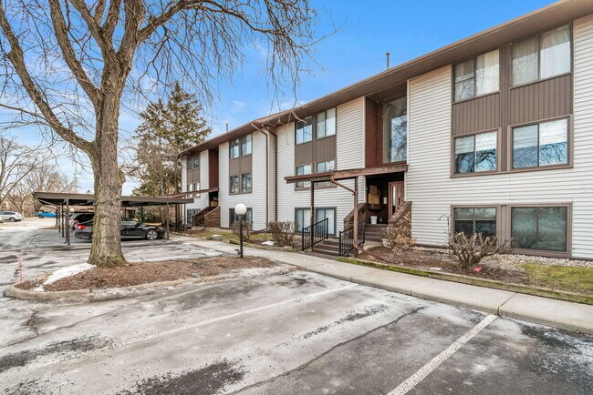Foto del edificio - 730 Cliffs Dr
