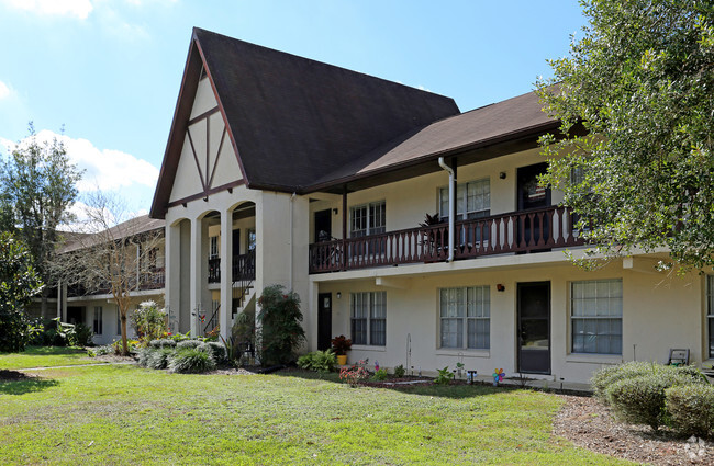 Royal Manor Apartments - Silver Springs, FL | Apartments.com