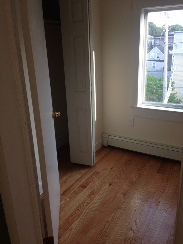 Foto del edificio - 805-807 Merrimack Street