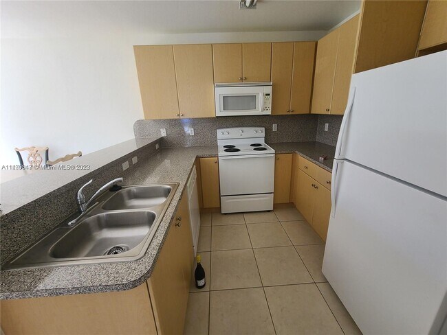 Building Photo - 22631 SW 88th Pl