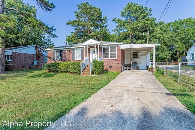 Building Photo - 3 br, 1.5 bath House - 106 Bahan St