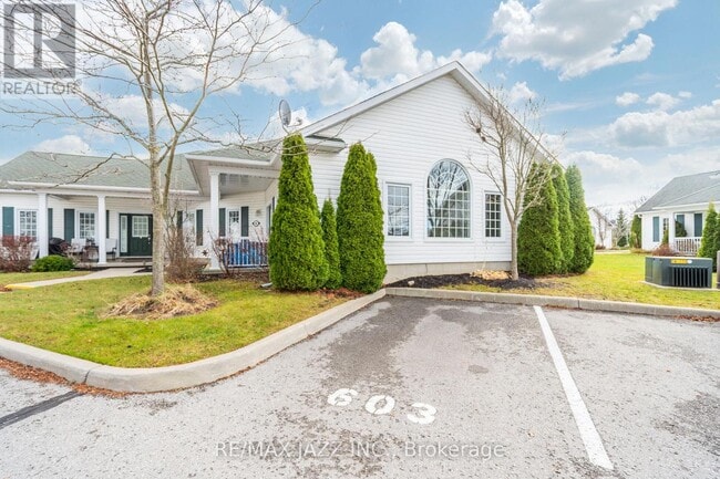 Building Photo - 325 Densmore Rd