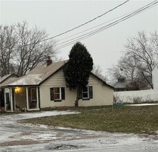 Building Photo - 4900 Bear Rd