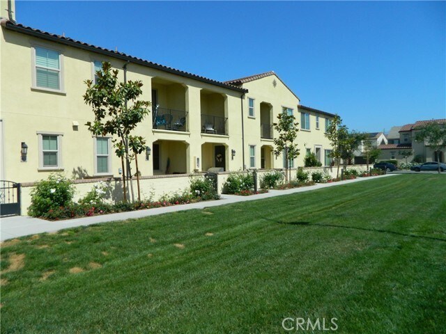 Building Photo - 2845 E Berry Loop Privado
