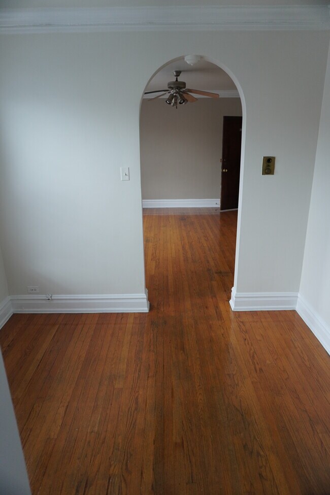 Foto del edificio - 6226 W Cermak Rd