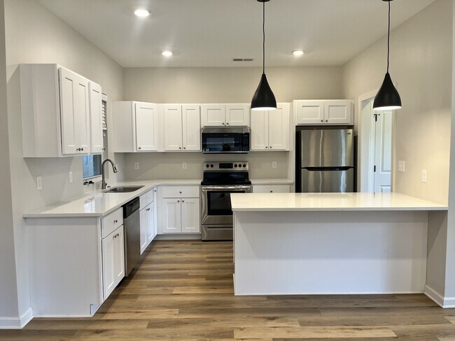 Building Photo - 216 Morningside Dr