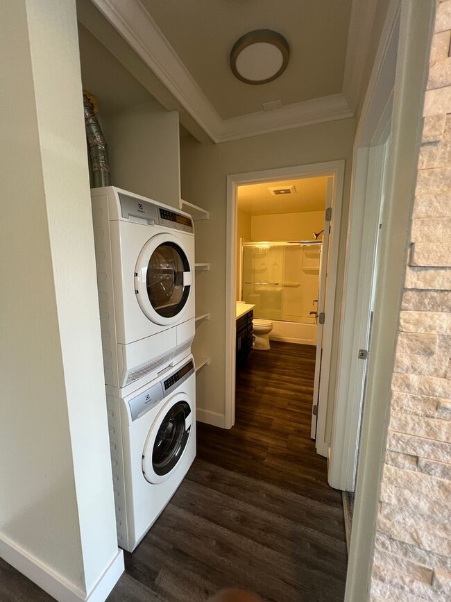 Interior Photo - Innovation at Hollenbeck