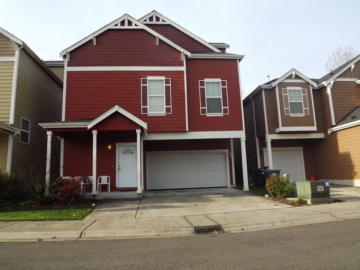 Primary Photo - Cute 3 Bedroom 3 Story in "Village Commons"!!