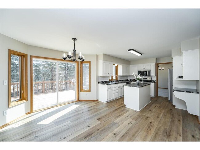 Foto del edificio - 2511 Mayowood Ln SW
