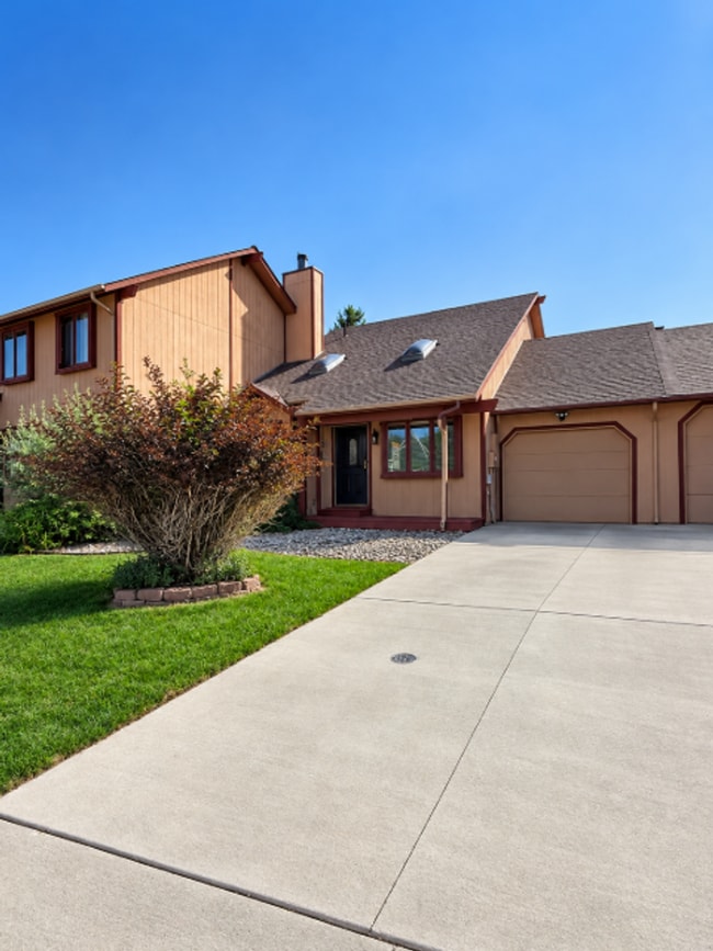 Building Photo - 3323 Chuckwagon Rd