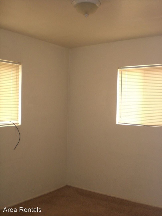 Foto del edificio - 2 br, 1 bath House - 34948 CEDAR ROAD